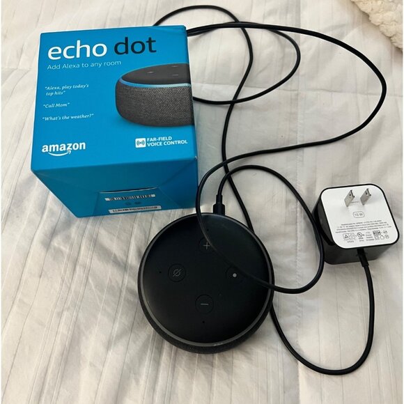 Amazon Echo Dot Smart Speaker With Alexa Voice Control & Power Adapter - Picture 1 of 5